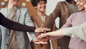 Multi-cultural coworkers - inclusion in the workplace